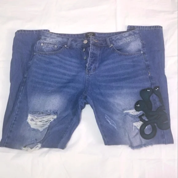 Men's Boohoo Distressed Denim Jeans Waist 36/Length 32in - Picture 3 of 6